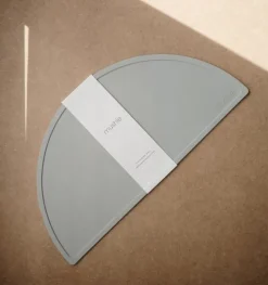 Mushie Tischset Stone Silikon Grau