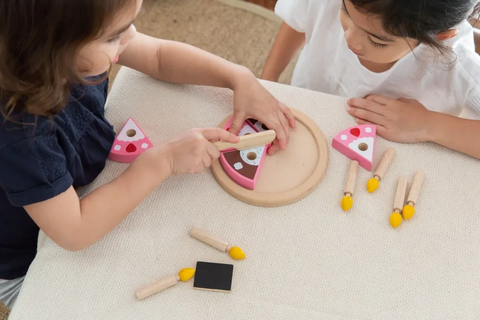 PlanToys Geburtstagskuchen Holz 3488